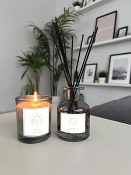 Luxe Geschenkset voor Kaarsen en Diffuser - Perfect Cadeau voor Vrouwen - Ontspanning en Sfeer — thumbnail 3