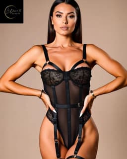 Sexy Lingerie Body – Sexy Lingerie Dames – Classy zwart & Kant – Erotische Lingerie – Bodysuit – Strapless Lingerie – Jarretelset – Lingerieset – Kinky – Erotische Body – Shapewear Corset – Strappy Harness Details – Lingerie Top – Maat S, M, L, XL — thumbnail 2