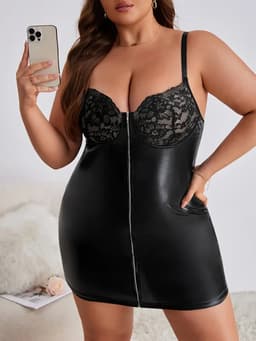 Leatherlook & Kant Sexy Jurkje – Plus Size – Lingerie Erotisch – Lingerie Sexy Setje – Luxe Sensuele Lingerieset – Leren PU Lingerie Jurkje – Wetlook/Latex – Verleidelijk & Mysterieus – Inclusief string – Kinky – BDSM – Maat S, M, L, XL, XXL — thumbnail 3
