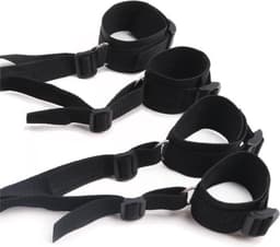 Finnacle - Handboeien - Enkelboeien - Handboeienset - Zwart - Erotiek - Sexspeeltjes - BDSM - Bedspelletjes - Vastbinden - 2 paar — thumbnail 1