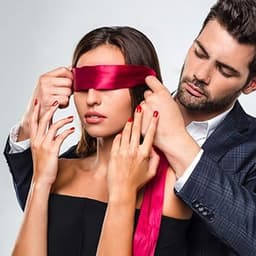 BDSM Blinddoek - Zeer stevige satijnen stof - Zacht en comfortabel - Oogmasker — thumbnail 3