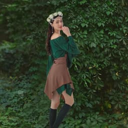 Middeleeuws kostuum voor dames - Renaissance jurk met bloemenkroon, elfenoren en trumpet mouwen — thumbnail 5