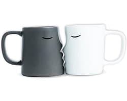 Set van 2 Keramische Mokken Kus van Koppels - Romantisch Cadeau voor Jubileum, Bruiloft en Valentijn