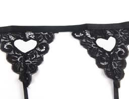 Sexy Lingerie - 3-delige Luxe Erotische Lingerie Set - BH in Kanten Cups met Strikjes - Jarretel en String met hartvorm - Erotiek - Valentijnsdag - kleur Zwart - Maat M-L — thumbnail 10