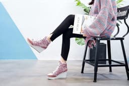Wighak voor dames, lage sportschoenen, fitness, sleehak, schoenen met wighak, lage turnschoenen, sport, fitness, sneakers met sleehak — thumbnail 5