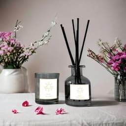 Luxe Geschenkset voor Kaarsen en Diffuser - Perfect Cadeau voor Vrouwen - Ontspanning en Sfeer — thumbnail 2