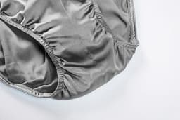 Heren Zijde Satijnen Slips - Verbeterende Bikini Ondergoed — thumbnail 5
