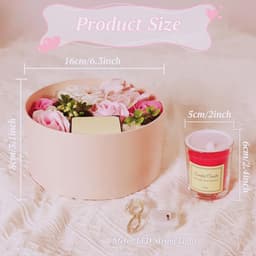 Zeepbloemen Cadeaubox - Aromatherapie Set - Romantisch Cadeau Geven - Met LED Verlichting - 16 x 16 x 8.2 cm — thumbnail 5
