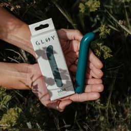 Gløv - Hana Eco G-Spot Vibrator - Vibrators voor Vrouwen - Sex Toys voor Vrouwen - Duurzaam Cadeau - Duurzaamheid - Erotiek - Sex Toys voor Vrouwen met 10 Vibratiestanden - G Spot Vibrator - Groen — thumbnail 1