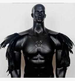 Stoer Leren Heren Harnes met Veren - Riem - Verstelbaar One Size - Kinky Erotiek Feest - Hoge Kwaliteit- voor Heren- Onze Size – Festival & Fetish Wear – Lak Leer PVC Look – Strict Dresscode – It’s a CrazyLand - Verkleed feest — thumbnail 2