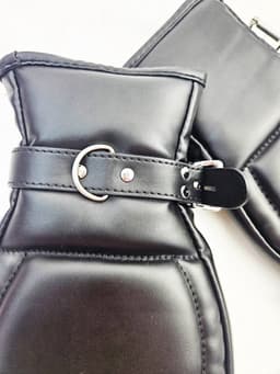 BNDGx® - Extreme BDSM Handboeien set handschoenen - Nep Leer - SM - sex toys — thumbnail 2