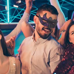 Set van 2 Venetiaanse maskers voor mannen en vrouwen – Voor Halloween, carnaval, feesten – Zwart en paars — thumbnail 4