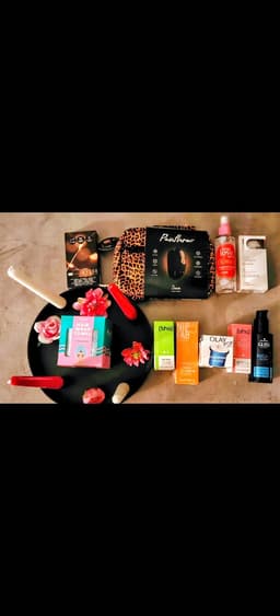 DailyShopDeals Luxe Panthera Wellness & Erotische Giftset Vrouw - 12-Delig Verwenpakket met Zuna Koppel Vibrator, Olay & Facetheory Skincare - Cadeaubox — thumbnail 2