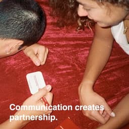 Relatie-uitbreidingspakket voor We're Not Really Strangers - een kaartspel voor koppels om hun relatie te versterken, 54 vragen en jokertekens voor een avondje uit met je partner — thumbnail 1