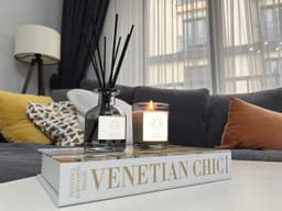 Luxe Geschenkset voor Kaarsen en Diffuser - Perfect Cadeau voor Vrouwen - Ontspanning en Sfeer — thumbnail 4