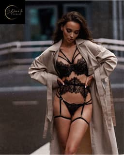 Luxe Lingerieset Dames – Lingerie Erotisch – Sexy Lingerie – 4-delige set – Zwart Kant – Lingerie Setje – Verleidelijke BH met Jarretels & Hoge Taille String – Sexy Lingerie – Chique – Luxe –Boudoir Look – Kinky – Erotisch – Maat XS/S, M, L — thumbnail 8
