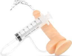 Squirting Dildo Met Spuit — thumbnail 3