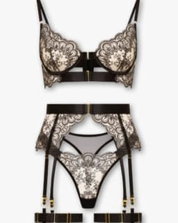 Luxe Lingerieset Dames – Lingerie Erotisch – Sexy Lingerie – 4-delige set – Zwart Kant – Lingerie Setje – Verleidelijke BH met Jarretels & Hoge Taille String – Sexy Lingerie – Chique – Luxe –Boudoir Look – Kinky – Erotisch – Maat XS/S, M, L, XL, XXL — thumbnail 5