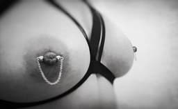 TOUCHEMOI fake tepelpiercing Cassandra Silver | nikkelvrij tepeljuweel van DQ staal | fake piercings zonder magneten — thumbnail 5