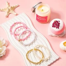 Birthday Gift for Women 10 11 12 16 18 21 30 Years Birthday Gift Girls Teenagers Best Friend Gift Set Pink Stuffs Gift Set for Boyfriend Sister Coworker — thumbnail 3