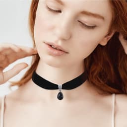 Dailygoods- Halsketting Zwarte Fluwelen Choker - Verstelbaar - Hanger - Accessoire voor Feestdagen - Cosplay - Jaren '90 — thumbnail 2