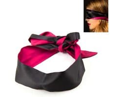 Nina’s Giftshop® Zijden Blinddoek BDSM – Erotische Blinddoek – Zwart & Bordeaux – Zachte Blinddoek voor Koppels – Seksspeeltje voor Volwassenen – Valentijn Cadeau – Cadeau voor Hem & Haar