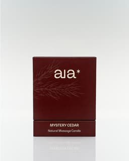 Aia* Natuurlijke Massagekaars - Mystery Cedar - Sheaboter - Glazen verpakking met schenktuit - 165ml — thumbnail 2