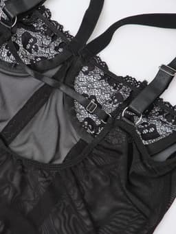 Sexy Lingerie Body – Sexy Lingerie Dames – Classy zwart & Kant – Erotische Lingerie – Bodysuit – Strapless Lingerie – Jarretelset – Lingerieset – Kinky – Erotische Body – Shapewear Corset – Strappy Harness Details – Lingerie Top – Maat XS/S, M, L, XL — thumbnail 5