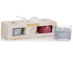 Cadeau Geschenkset met 3 Geurende Votiefkaarsen | Sakura Blossom Festival Collectie