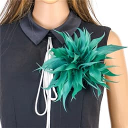 Broche met veren voor dames, pluizige veer broche struisvogelveer broche bruid bruiloft hoofdtooi kostuum decoratie veren haaraccessoire haarclip broche voor vrouwen meisjes Halloween feest — thumbnail 2