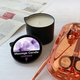Massagekaars met lavendelgeur - Essentiële Olie Massagekaars - Hydraterend, Sensuele Ervaring met Schenktuit, Perfect voor Ontspannende Baden & Huidverzorging - Romantische Decoratie - Aromatherapie Kaars, Massageoliën voor stellen — thumbnail 7