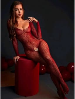 Sexy Catsuit met Open Kruis - Rood - Off-shoulder - Romantische Cadeau Lingerie - One Size S/XL - LekkerStout ( LS312 ) — thumbnail 1
