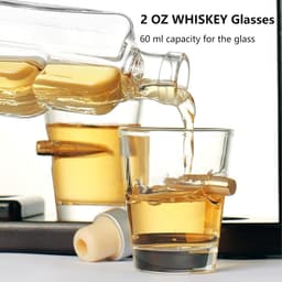Elegante Whisky Decanter Set met 2 Shotglazen - Perfecte Geschenken voor Mannen, Vader, Echtgenoot of Vriend met Stijlvolle Whisky-ervaring — thumbnail 2