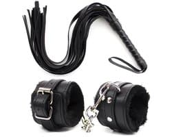 Handboeien en Zweep Set Zwart Leer - Gevoerde Polsboeien met Flogger - BDSM Starter Kit - Bondage Accessoires Set - One Size - Fetish Set - La Nuita