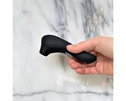 Rock Star – Mini Luchtdruk Stimulator – Krachtige Pulsaties – 5 Intensiteiten – 7 Programma’s – 100% Waterproof – Oplaadbaar – Siliconen – Zwart