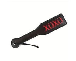 Spanking paddle -Spanking Paddle XOXO - SM attribuut - Hoogwaardig kwaliteit - Voor volwassenen - Zwart - Kunststof - Spannend voor koppels - Sex speeltjes - Sex toys - Makkelijk in gebruik - Erotiek - Bondage - Sexspelletjes voor mannen en vrouwen