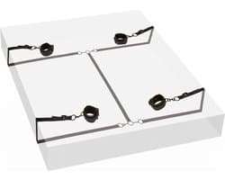 CalExotics - Boundless Bed Restraint - Bondage / SM Restraints Zwart