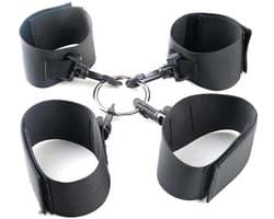 Bondage Set - Handboeien en Enkelboeien - 1 Ring 4 Boeien - BDSM - Sex Speeltjes voor Koppels - Zwart