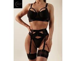Sexy Lingerieset Dames – Sexy Lingerie – Erotische Lingerie Set – 4-delige Jarretelset – Zwart Satijn – Beugel BH – High Waist Lingerie – Boudoir Set – Chique – High End – Madam Hommard – Exclusief – Cadeau Set – Dare to Undress – XS, S, M, L, XL