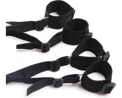 Finnacle - Handboeien - Enkelboeien - Handboeienset - Zwart - Erotiek - Sexspeeltjes - BDSM - Bedspelletjes - Vastbinden - 2 paar
