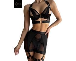Luxe Lingerieset Dames – Sexy Lingerie – Erotische Lingerie Set – 4-delige Jarretelset – Zwart Kant – Beugel BH – High Waist Lingerie – Boudoir Set – Chique – High End – Madam Hommard – Exclusief – Cadeau Set – Dare to Undress – XS, S, M, L