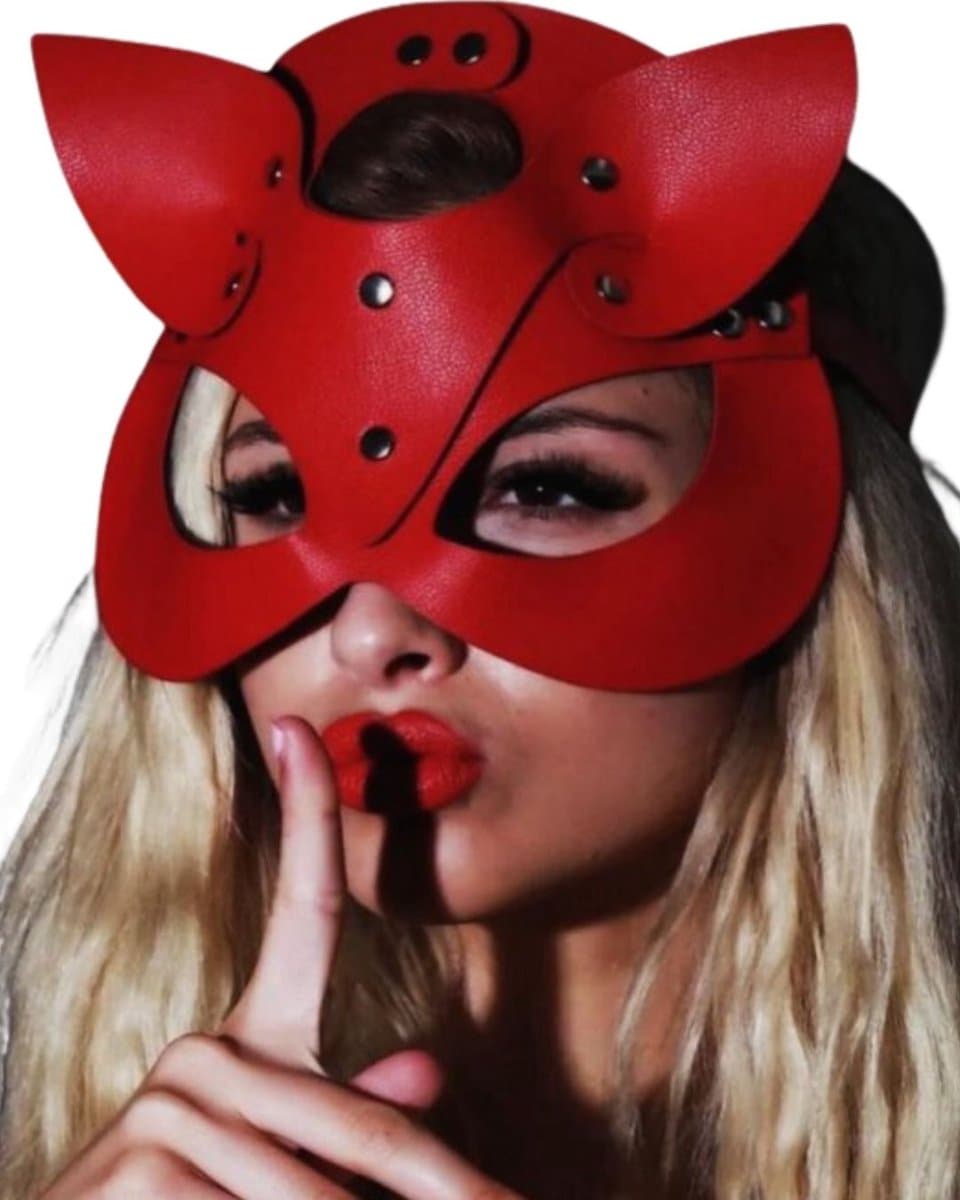 Festivallook – Luxe PU Masker Rood | Catwoman | Masquerade | Festival | Kostuum | BDSM | Carnaval | Halloween | Erotische Lingerie Accessoire | Sexy Lingerie Accessoire | Lingeriesetje Dames | One Size | Dare to Undress — afbeelding 1