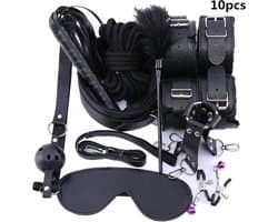 Bondage Set - Bondageset - Erotisch - Bondage - 10 delige set - Speeltjes Voor Volwassen - Game Erotische BDSM - Handboeien - Sex - Spel - Zweep - Tepelklemmen - SM - Zwart met rood