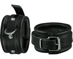 Stoere zwarte handboeien